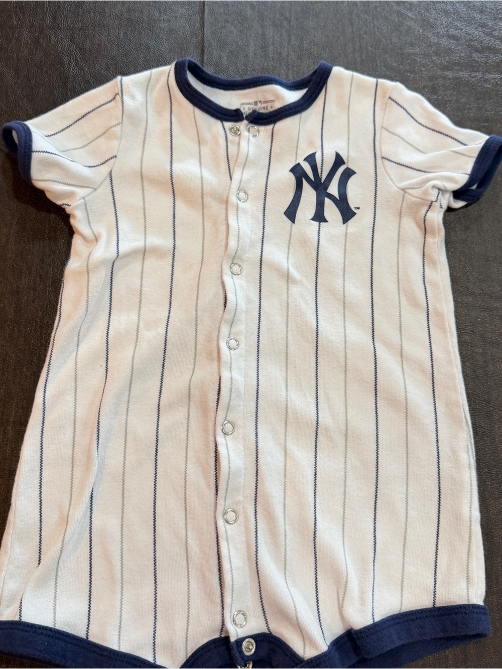Genuine Merchandise White Navy Pinstripe Button-Front Baby Romper Sz 12M